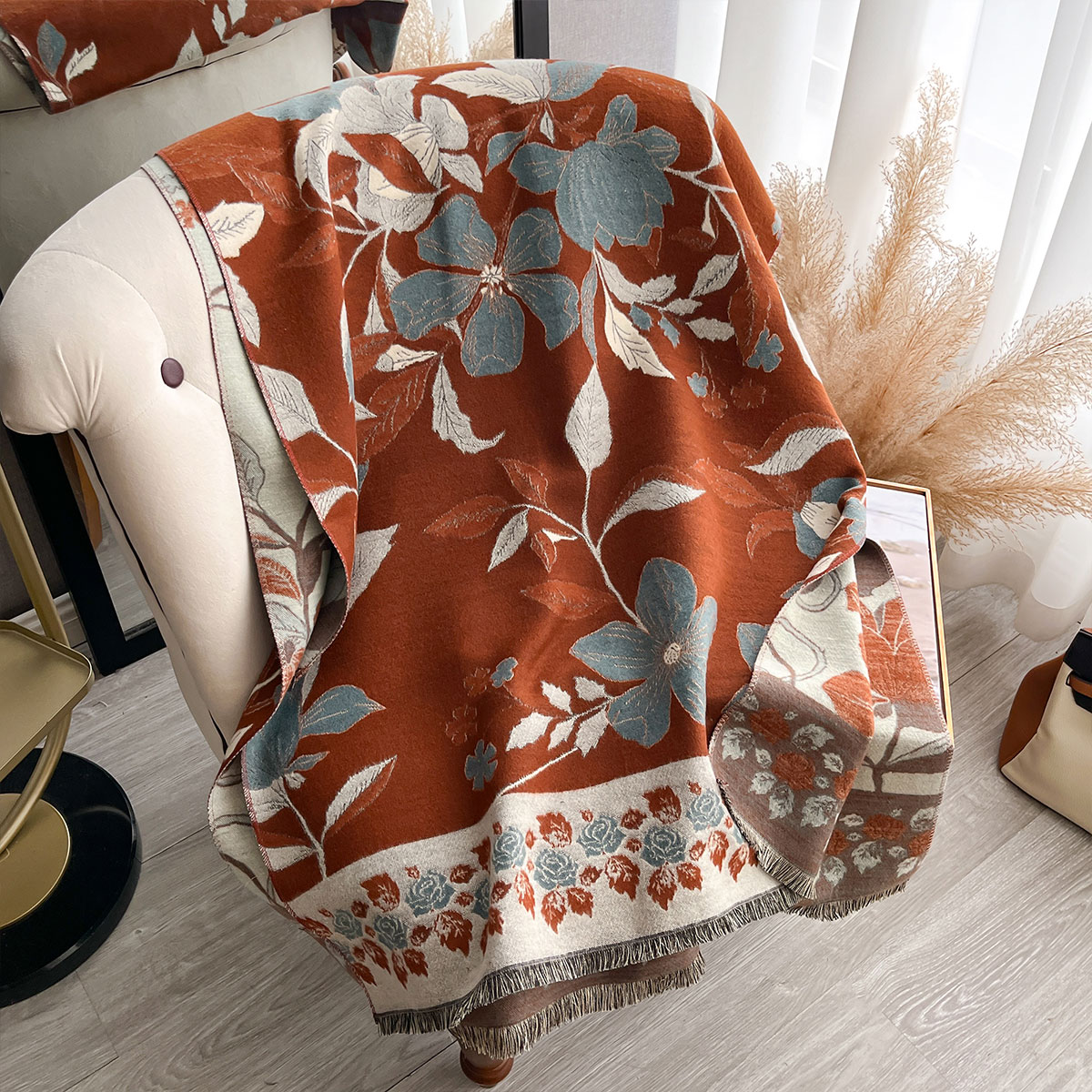 Женские утепленные роскошные з – обзор и цена Cashmere Scarf Wrap
